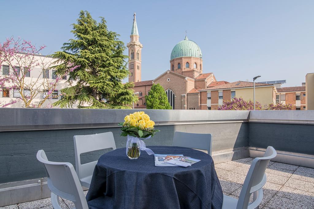Casa Lucia Valentini Terrani Affittacamere 2*
